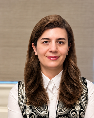 Photo of Dr Safoora Sepehri, Psychotherapist, PhD, CPsychol
