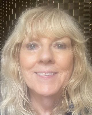 Photo of Mary Perry, Psychotherapist, MUKCP