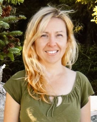 Photo of Veronika Varga, Counsellor in Vancouver, BC