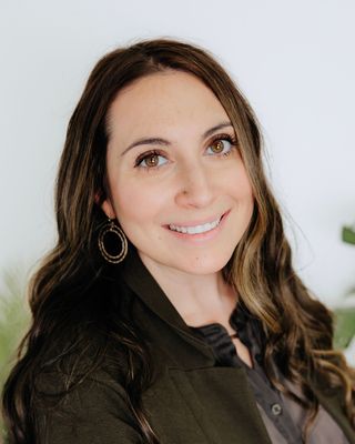 Photo of Taylor McClung - Taylor McClung Psychotherapy PLLC, Clinical Social Work/Therapist, MSW, LCSW, LICSW