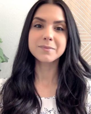 Photo of Christina Engle, Marriage & Family Therapist, LMFT