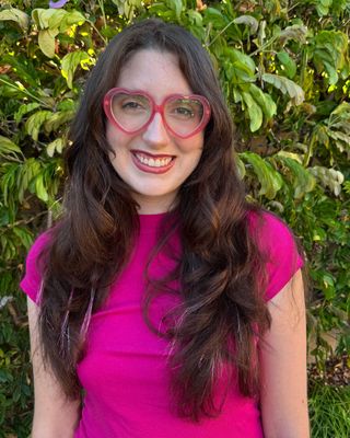 Photo of Claire Olson, Marriage & Family Therapist Associate, MS, AMFT, APCC