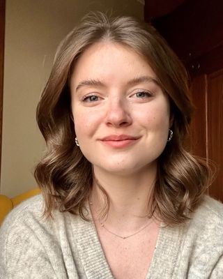 Photo of Ali Darling, Registered Psychotherapist (Qualifying), BA, MACP