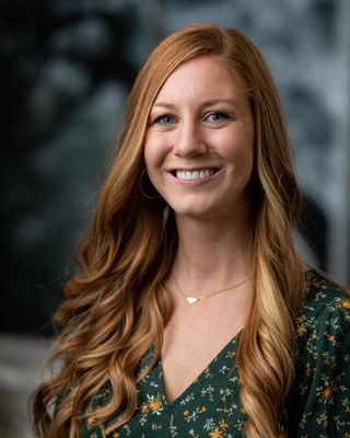 Photo of Samantha Schwennen, Counselor in West Des Moines, IA