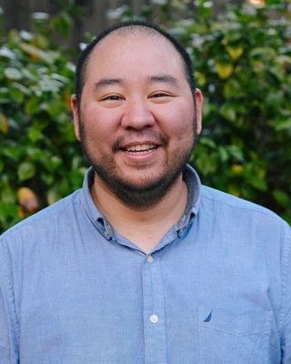 Photo of Wren Lou, Psychotherapist, MA, MBACP