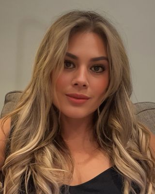 Photo of Emilyann Behar, Licensed Professional Counselor, MA, CAGS, LCPC