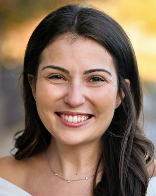 Photo of Sophie Hans, Pre-Licensed Professional, LSW