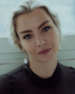 Photo of Jelena Petrisceva, Psychotherapist, MSc, MBACP