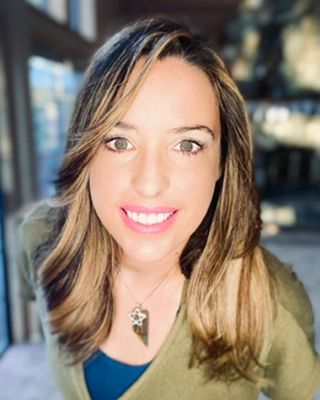 Photo of Julie Mullen, Marriage & Family Therapist, LMFT