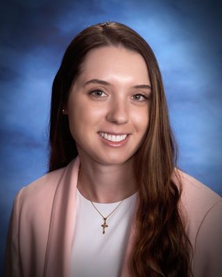 Photo of Amber LoPresti, Pre-Licensed Professional, Intern