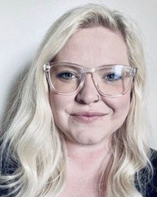 Photo of Jordan Schlinger, Licensed Professional Counselor, LPC