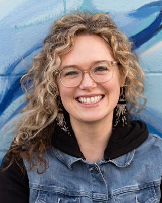 Photo of Aimee Barrett, Marriage & Family Therapist Associate, AMFT, MA