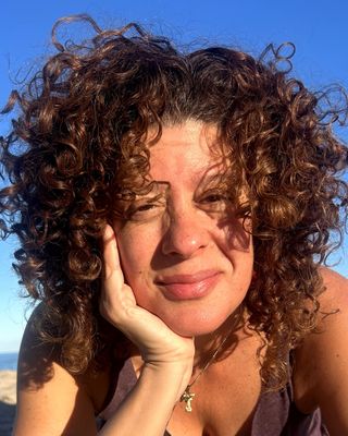 Photo of Jess Garet, Clinical Social Work/Therapist, LCSW