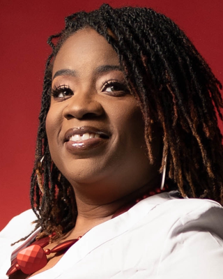 Photo of Ebony McCray-Holmes, Marriage & Family Therapist, LMFT