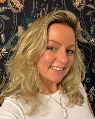 Photo of Louise Devlin, Psychotherapist, MSc, MBACP