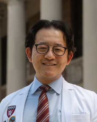 Photo of Yalun Zhang - Aperture Psychiatry, Psychiatrist, MD, M.Ed