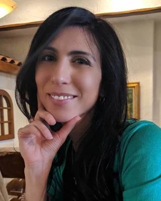 Photo of Christina Skoulos, Registered Psychotherapist in Aurora, ON