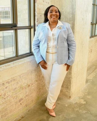 Photo of Reneka Hawkins, Clinical Social Work/Therapist, MPA, LICSW, LCSW