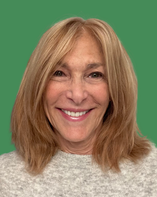 Photo of Julie Lyons, Clinical Social Work/Therapist, LICSW, LCSW, TCT, LMC