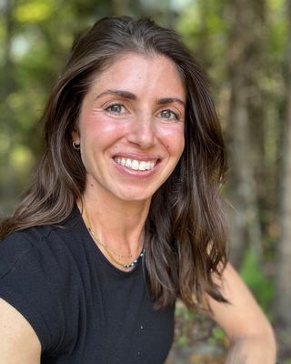 Photo of Emily Gordon, Clinical Social Work/Therapist, LCSW-C, CYT-200