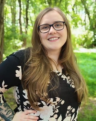 Photo of Samantha Bush, Counselor, LPC, LCPC, ATR-P