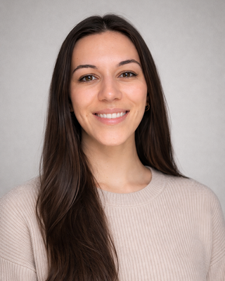 Photo of Alex Almeida, Marriage & Family Therapist, MS, LMFT