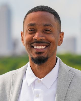 Photo of Stephen Garlington - Caladrius Therapy, LCSW Associate, LCSWA, MSW
