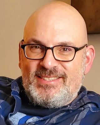 Photo of Isaac Lowenthal, Psychologist, PsyD, HSP