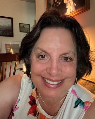 Photo of Elizabeth (Lisa) Stephano - Lisa Stephano LCSW at The Resilience Therapy Group, Licensed Social Worker, LCSW