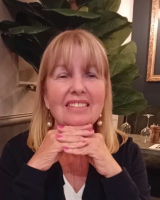 Photo of Martine Sarah Mohr, Counsellor, MBACP Accred