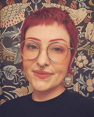 Photo of Evi Potts, Clinical Social Work/Therapist, MSW, LSWAIC