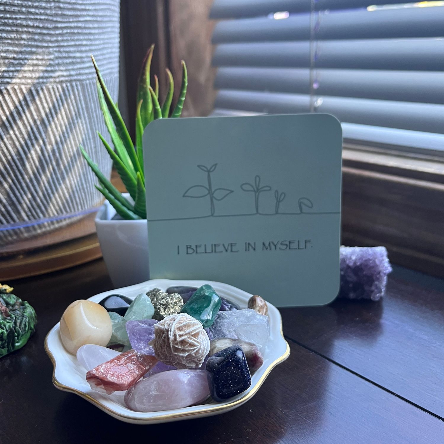 Calm Club good vibes relaxing crystal set