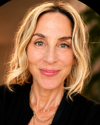 Photo of Andra Brosh - Psyche & Salt, Psychologist, PhD, BCHN