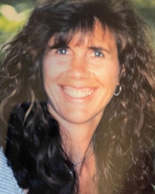 Photo of April Pratt, Marriage & Family Therapist, MS, LMFT