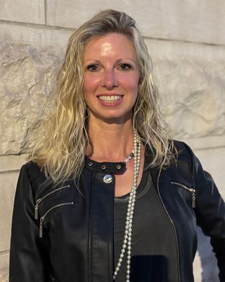 Photo of Erin Lawson, Psychiatric Nurse Practitioner, PMHNPBC