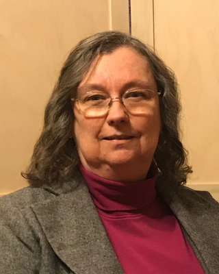 Photo of Linda McMurray, Clinical Social Work/Therapist, LISW