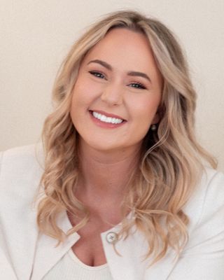 Photo of Jennifer Grindon, Registered Psychotherapist, MEd