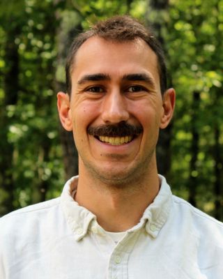 Photo of Luke Pahlau, Pre-Licensed Professional