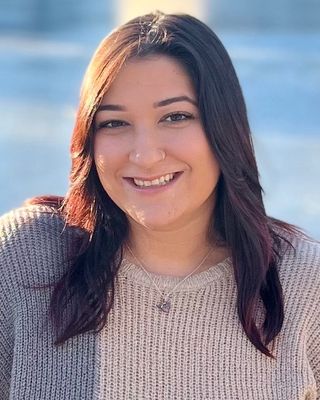 Photo of Emma Singla, Clinical Social Work/Therapist in Chicago, IL