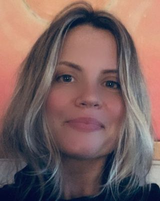Photo of Amy Johnston, Registered Social Worker, MSW, BSW, RSW