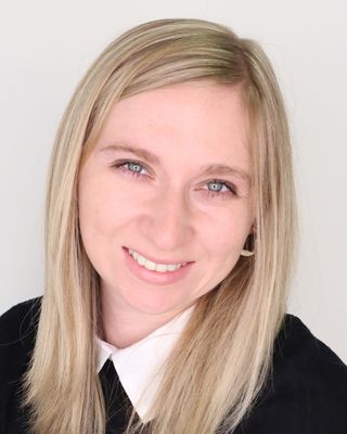 Photo of Carly Manshum - DG Counseling, Clinical Social Work/Therapist, MSW, LSW