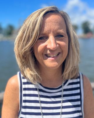 Photo of Cathy E Miller, MS, Ed, CLC