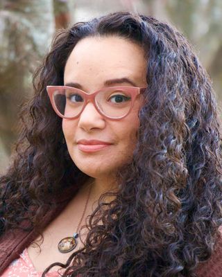 Photo of Ariana Walker, Art Therapist, LCAT, MT-BC