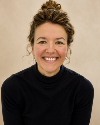 Photo of Stephanie Renauld, Registered Psychotherapist (Qualifying), BA, BEd