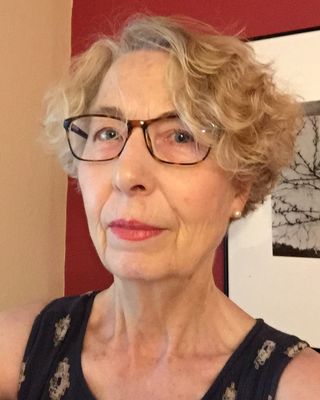 Photo of Stacey McNutt, Psychotherapist in Hertford, England