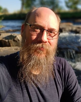 Photo of Líf Larson, Licensed Professional Counselor Candidate, LPCC