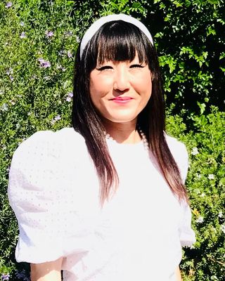 Photo of Lily Chang, Marriage & Family Therapist Associate, AMFT, APCC