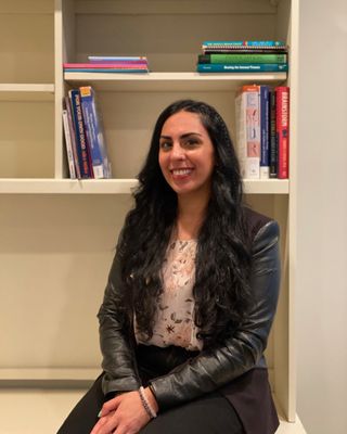 Photo of Raina Nareg, Registered Social Worker, MSW, RSW
