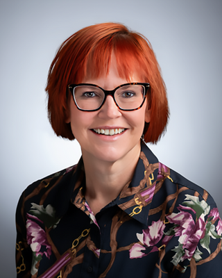 Photo of Elizabeth Mullins, Clinical Social Work/Therapist, LICSW