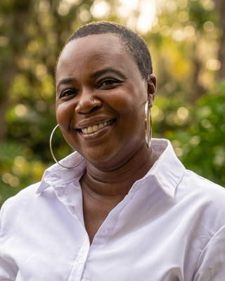 Photo of Dionne Fontenelle, Marriage & Family Therapist, LMFT